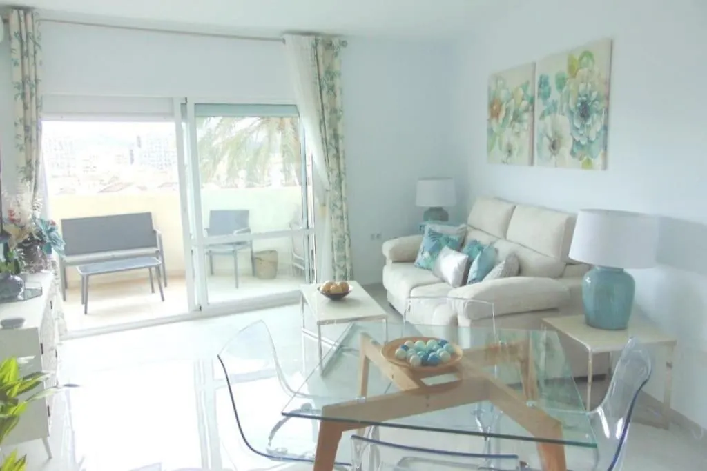 Appartement Lux. Frontbeach-Terrace. 5 Pools.Tv. 2 A.C.Netflix Benalmádena