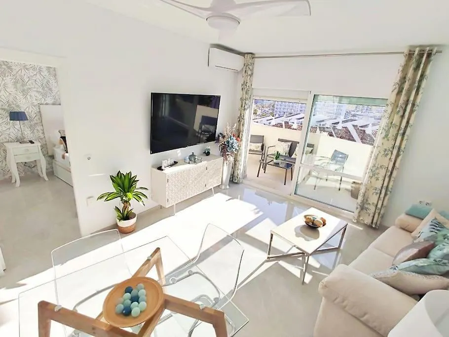 Appartement Lux. Frontbeach-Terrace. 5 Pools.Tv. 2 A.C.Netflix Benalmádena Spanje
