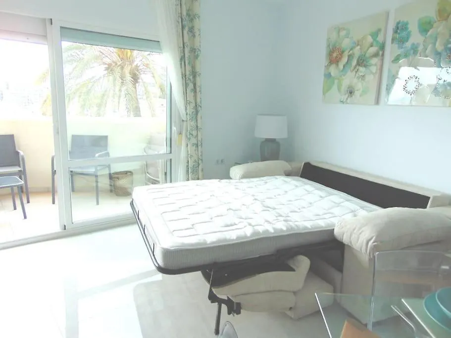 Lux. Frontbeach-Terrace. 5 Pools.Tv. 2 A.C.Netflix Benalmádena